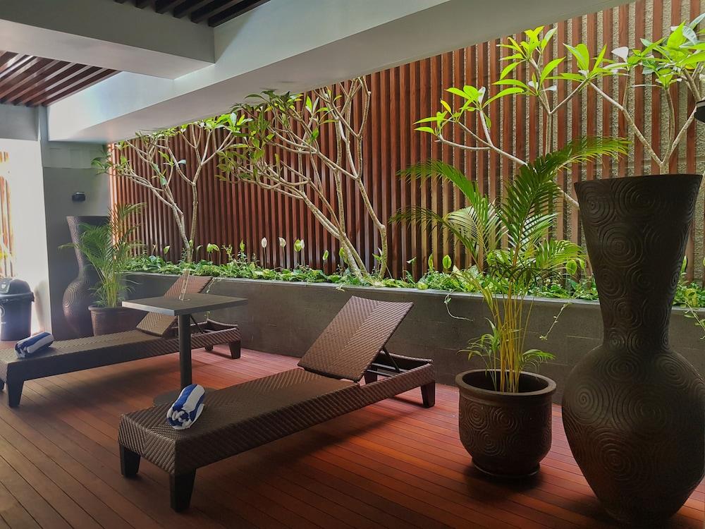 eL Hotel Royale Yogyakarta Malioboro Esterno foto