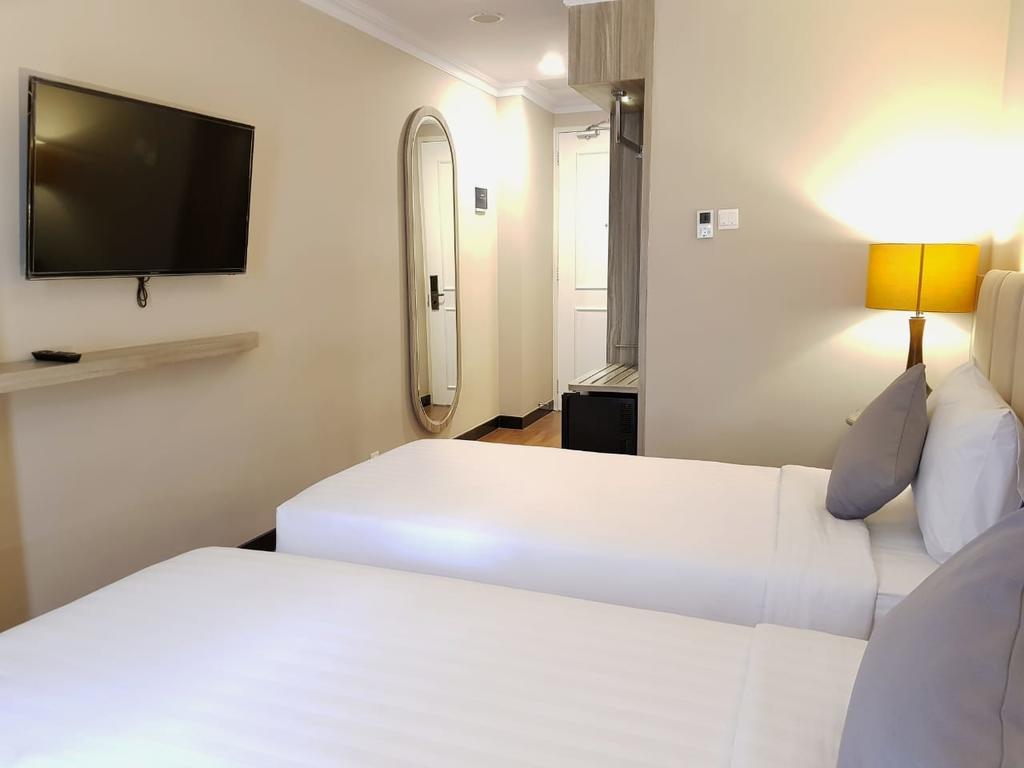 eL Hotel Royale Yogyakarta Malioboro Esterno foto
